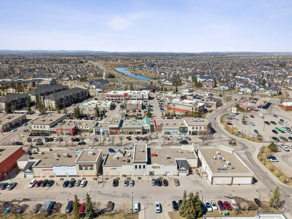 54 Elgin Meadows Green SE Calgary AB T2Z 0L9