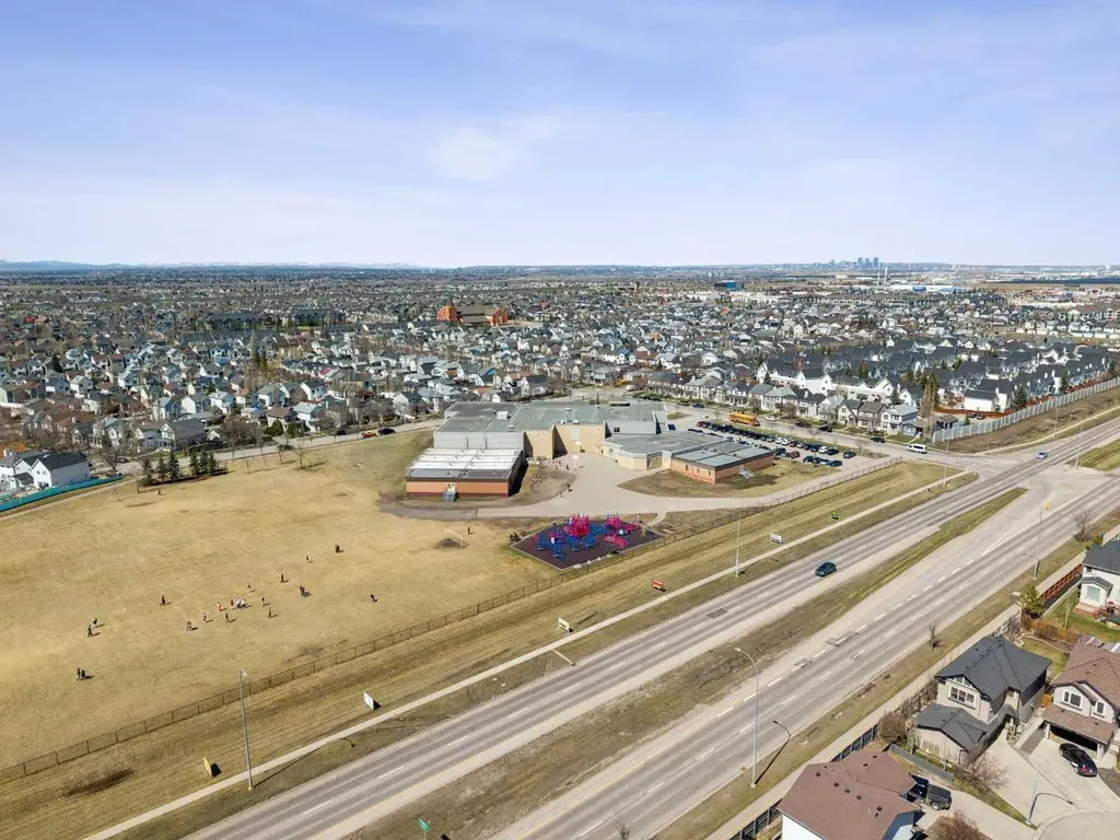 54 Elgin Meadows Green SE Calgary AB T2Z 0L9
