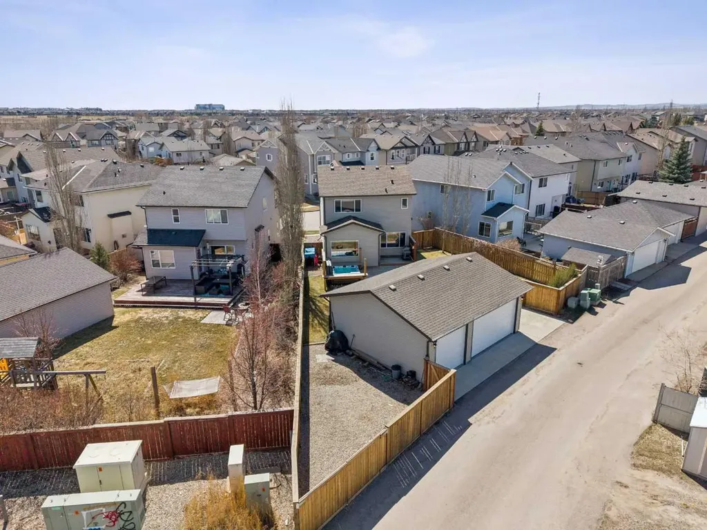 54 Elgin Meadows Green SE Calgary AB T2Z 0L9