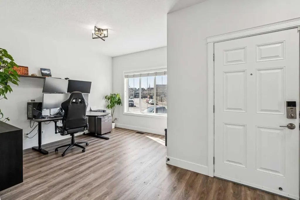 54 Elgin Meadows Green SE Calgary AB T2Z 0L9