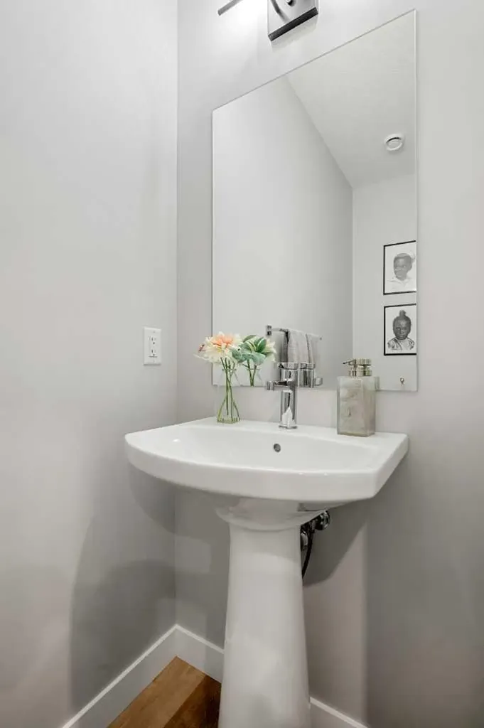 353 Seton Villas SE Calgary AB T3M 3J9