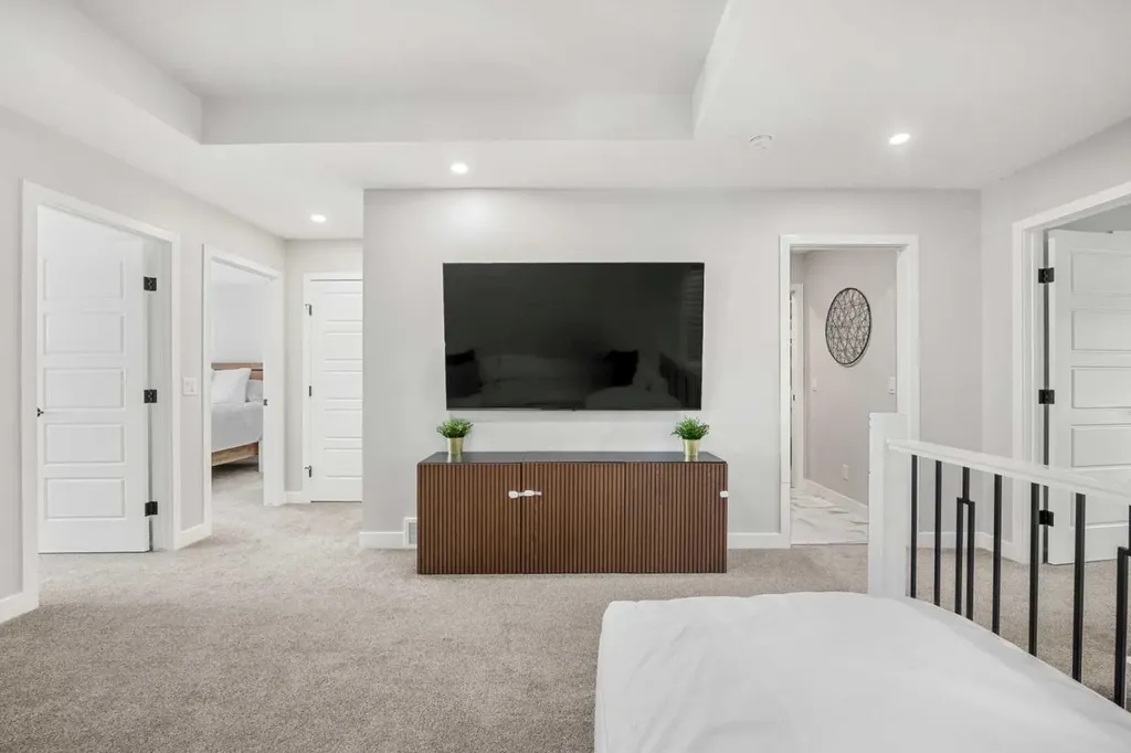 353 Seton Villas SE Calgary AB T3M 3J9