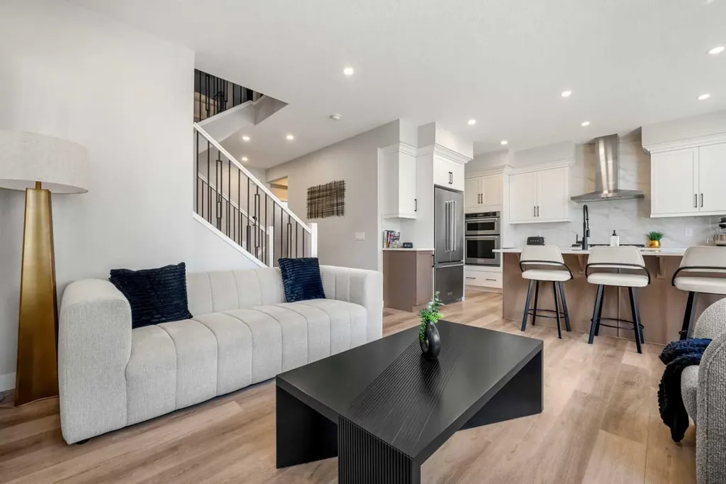 353 Seton Villas SE Calgary AB T3M 3J9