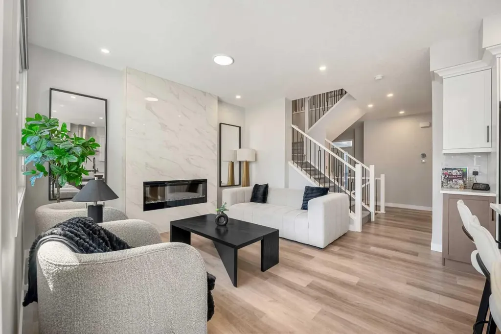 353 Seton Villas SE Calgary AB T3M 3J9