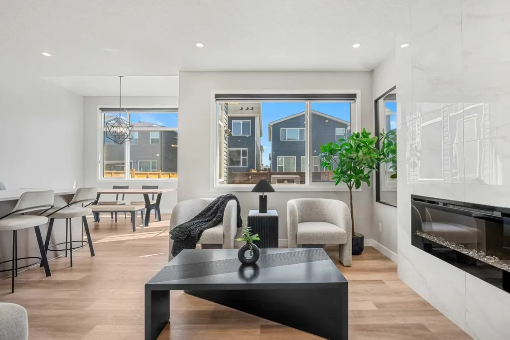 353 Seton Villas SE Calgary AB T3M 3J9