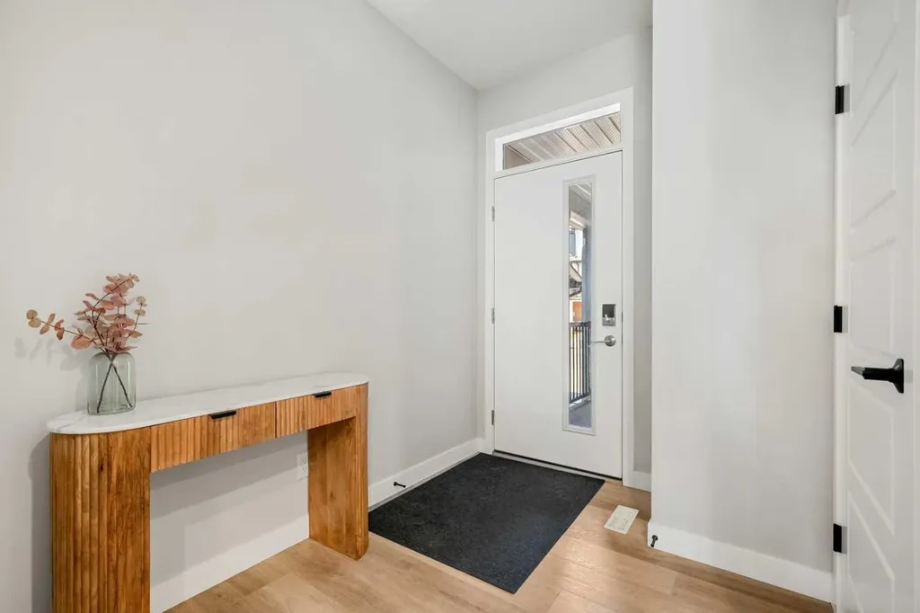 353 Seton Villas SE Calgary AB T3M 3J9