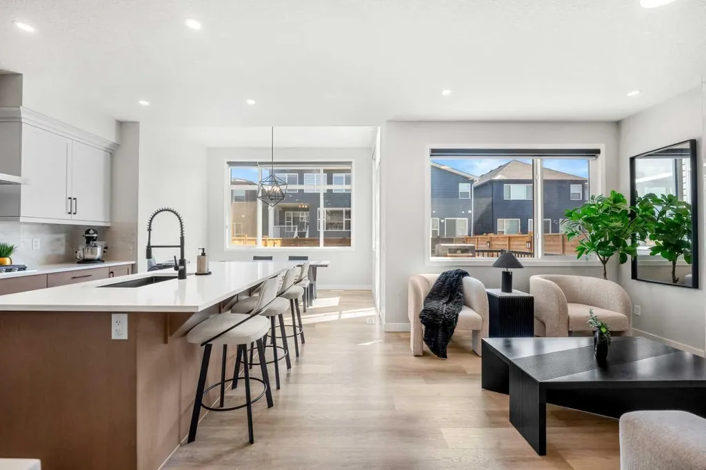 353 Seton Villas SE Calgary AB T3M 3J9
