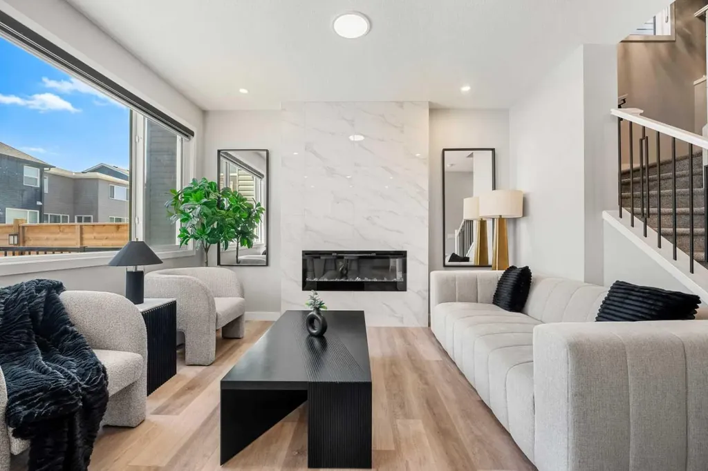 353 Seton Villas SE Calgary AB T3M 3J9