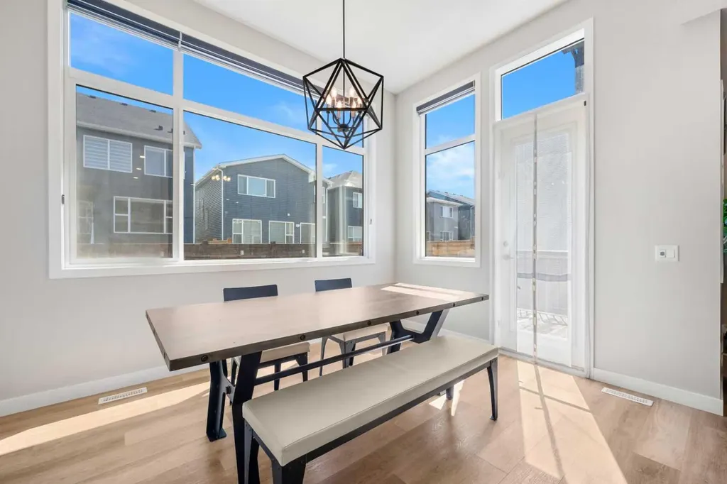 353 Seton Villas SE Calgary AB T3M 3J9