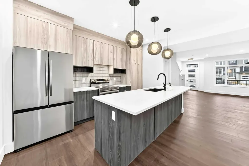 222 Greystone Boulevard Cochrane AB T4C 3K3