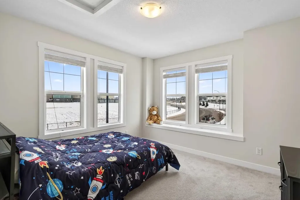 401 South Point Glen SW Airdrie AB T4B 4L1