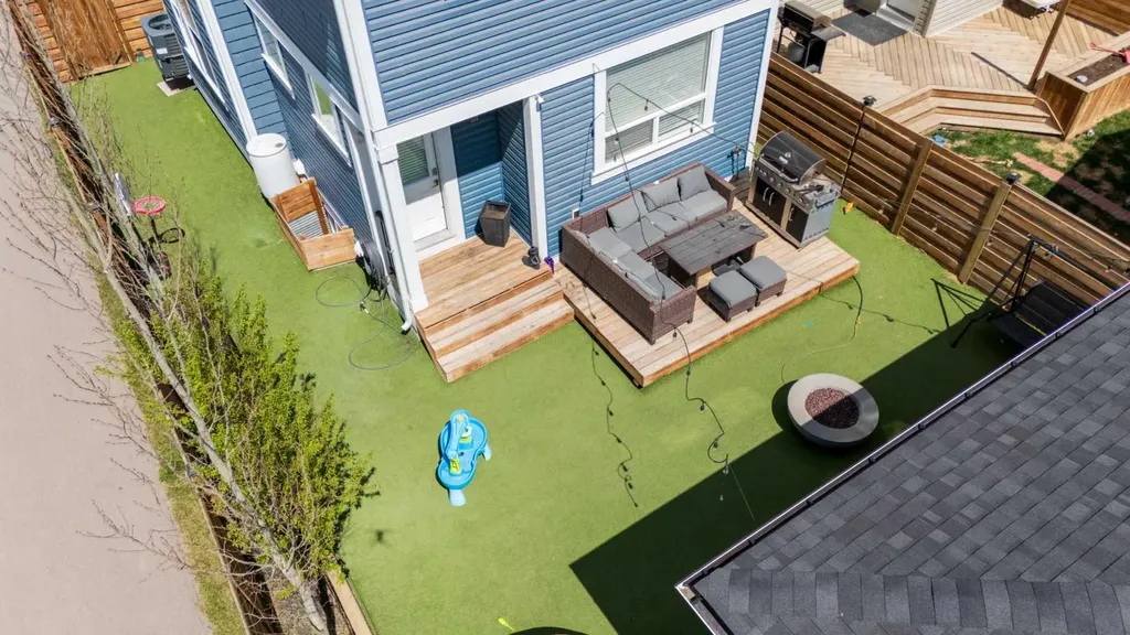 401 South Point Glen SW Airdrie AB T4B 4L1