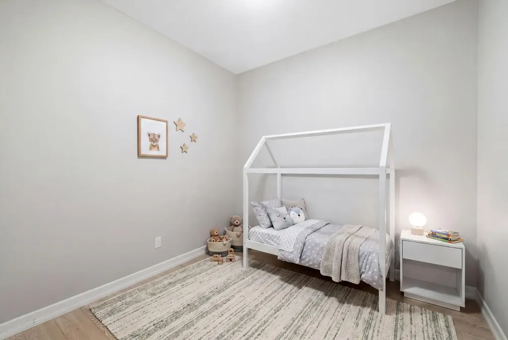 117 Copperpond Common SE Calgary AB T2Z 5E2