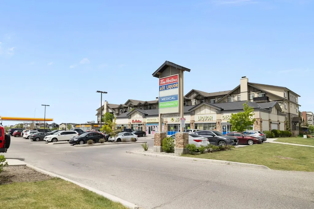 117 Copperpond Common SE Calgary AB T2Z 5E2