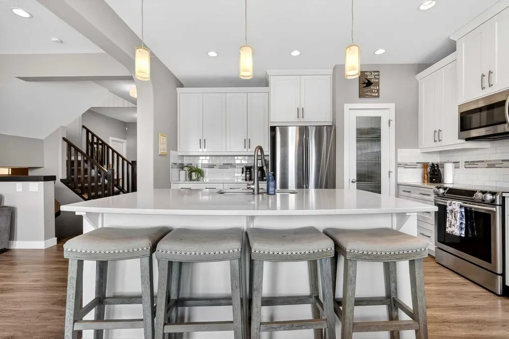 236 Aspenmere Circle Chestermere AB T1X 0T6