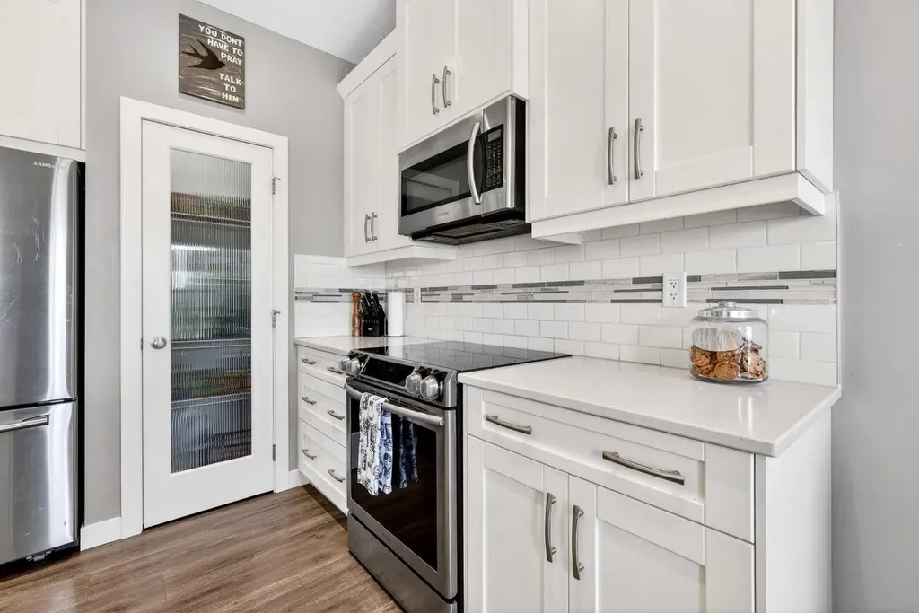 236 Aspenmere Circle Chestermere AB T1X 0T6