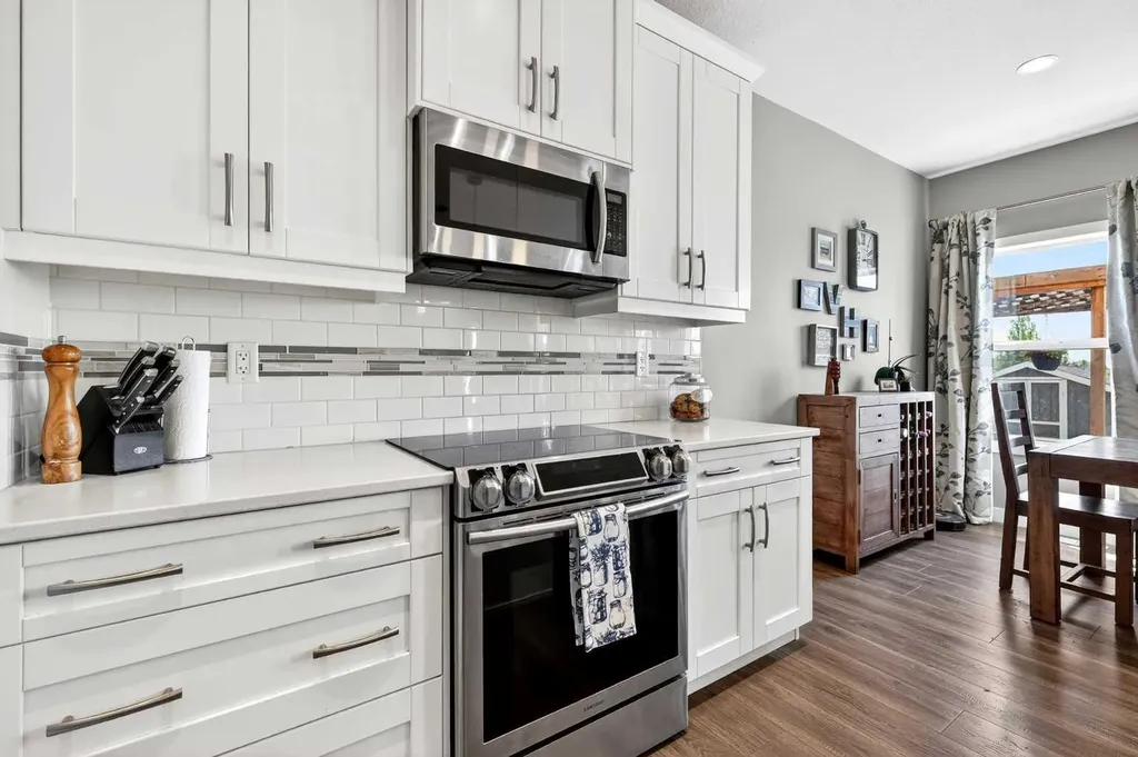 236 Aspenmere Circle Chestermere AB T1X 0T6