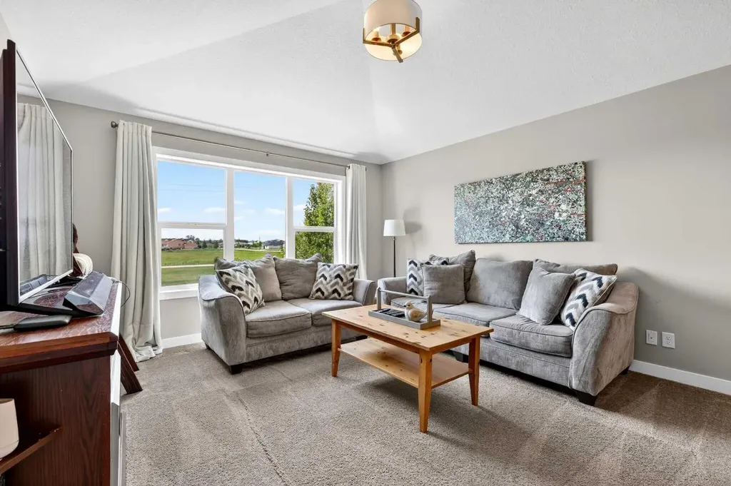 236 Aspenmere Circle Chestermere AB T1X 0T6