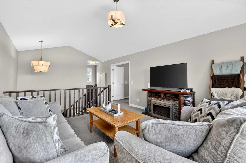 236 Aspenmere Circle Chestermere AB T1X 0T6