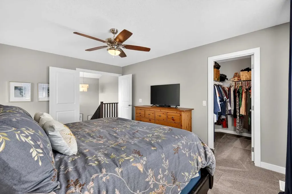 236 Aspenmere Circle Chestermere AB T1X 0T6