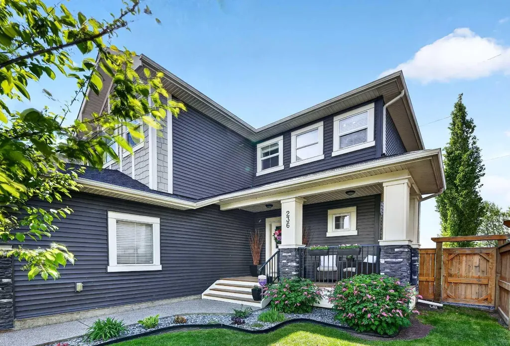 236 Aspenmere Circle Chestermere AB T1X 0T6