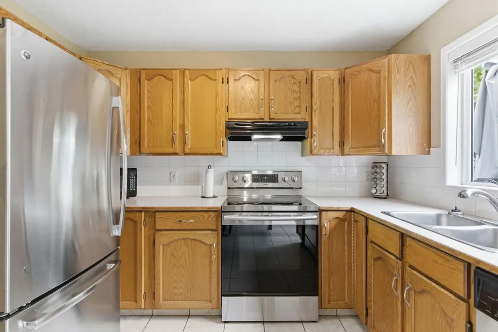 90 Coventry Lane NE Calgary AB T3K4G4