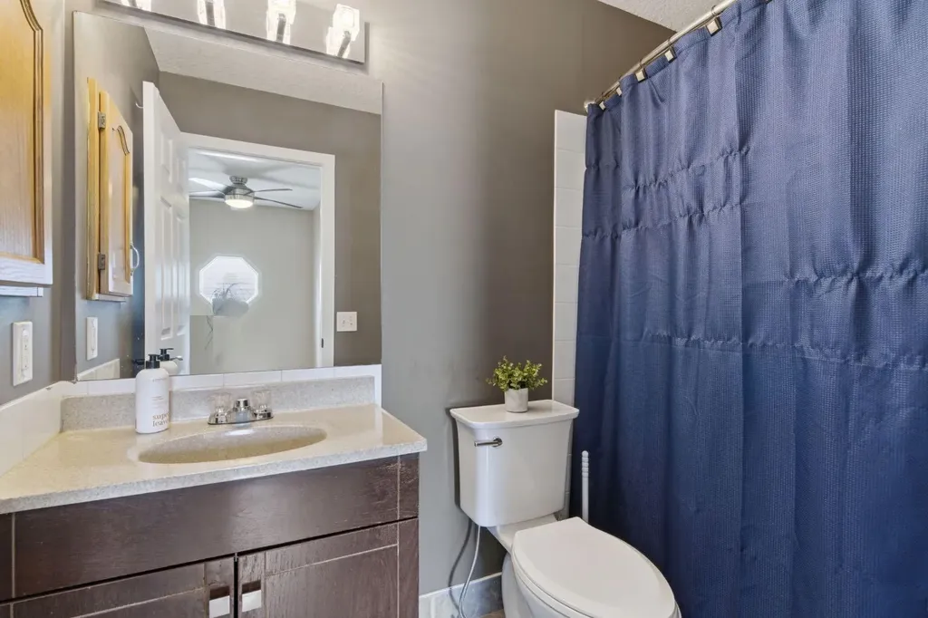 90 Coventry Lane NE Calgary AB T3K4G4