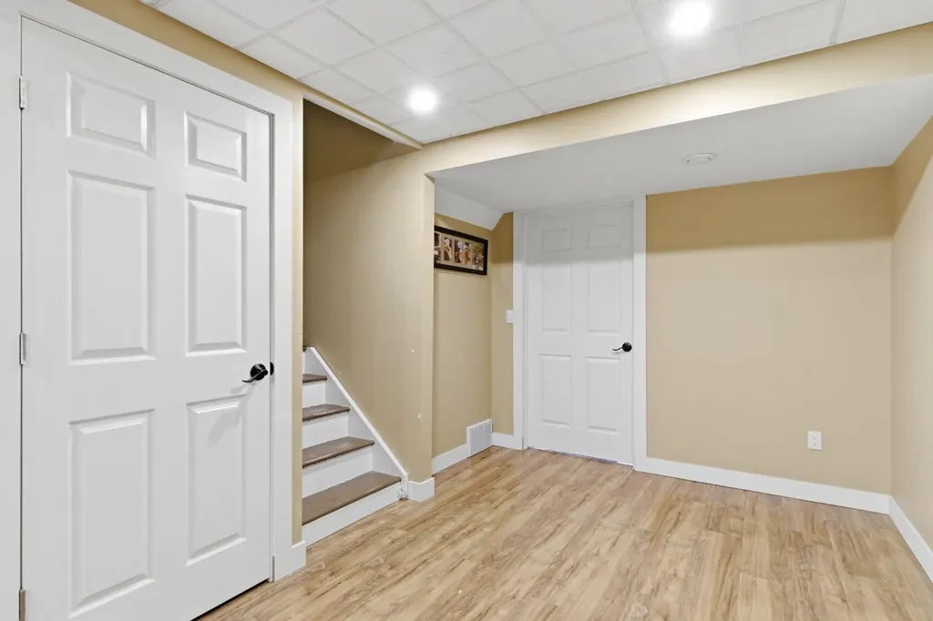 90 Coventry Lane NE Calgary AB T3K4G4