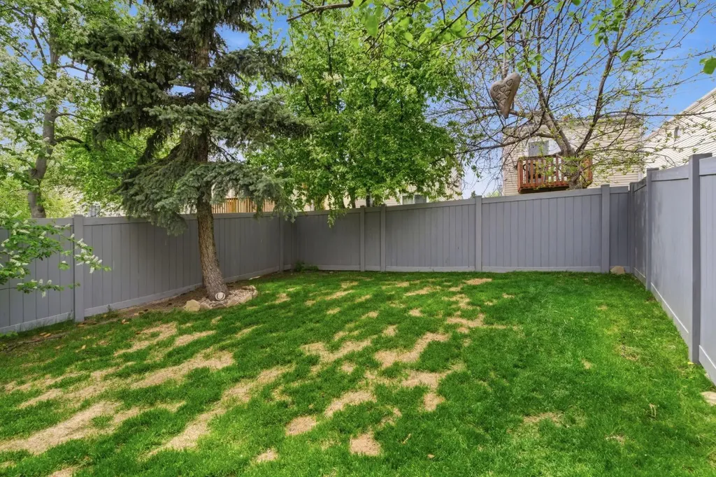 90 Coventry Lane NE Calgary AB T3K4G4