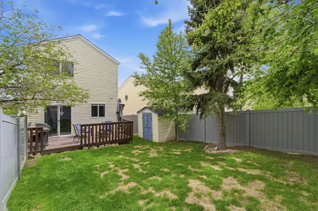90 Coventry Lane NE Calgary AB T3K4G4