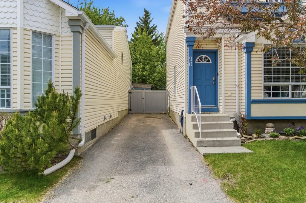 90 Coventry Lane NE Calgary AB T3K4G4