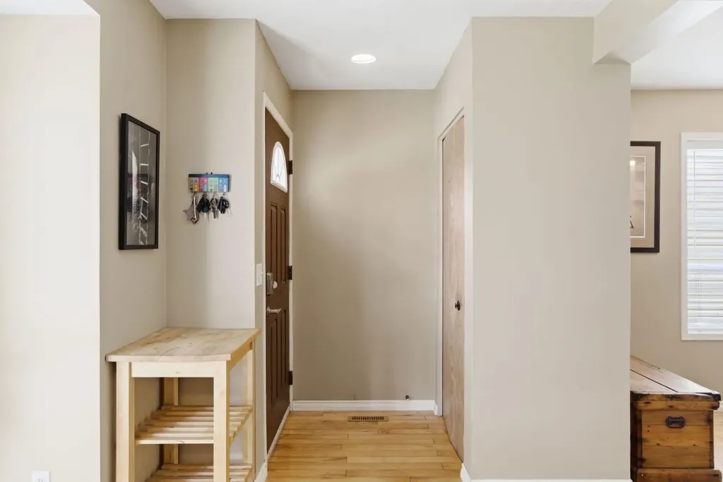 90 Coventry Lane NE Calgary AB T3K4G4