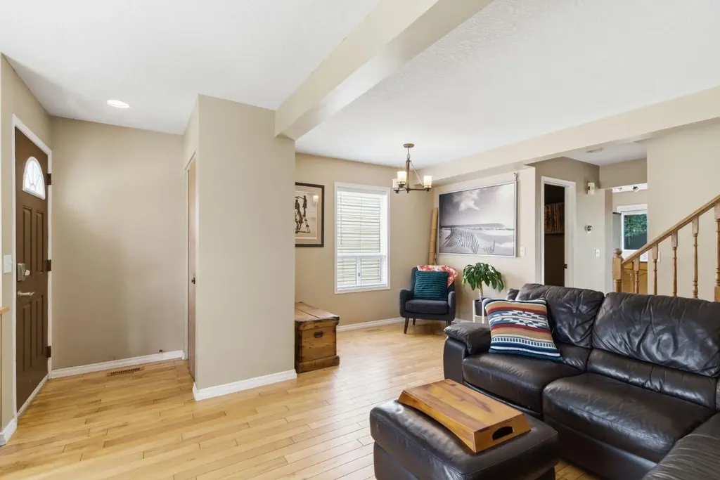 90 Coventry Lane NE Calgary AB T3K4G4