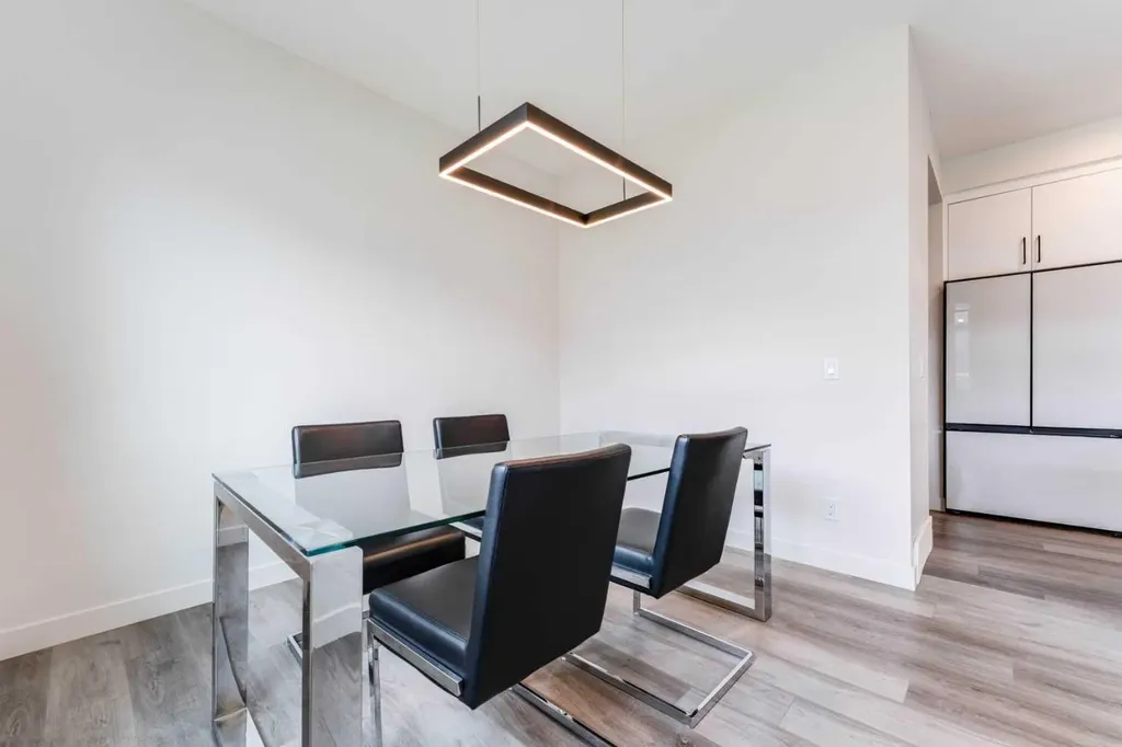 64 Waterford Terrace Chestermere AB T1X 2P7