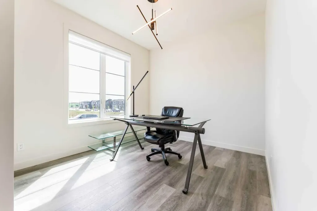 64 Waterford Terrace Chestermere AB T1X 2P7