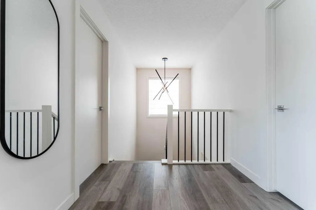 64 Waterford Terrace Chestermere AB T1X 2P7