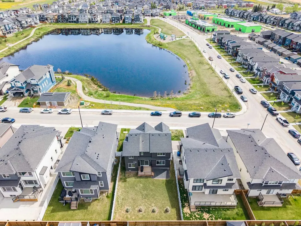 64 Waterford Terrace Chestermere AB T1X 2P7