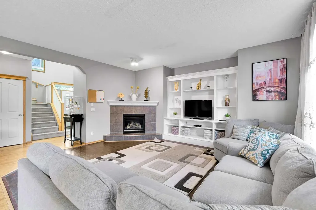 1448 Shannon Avenue SW Calgary AB T2Y4L7