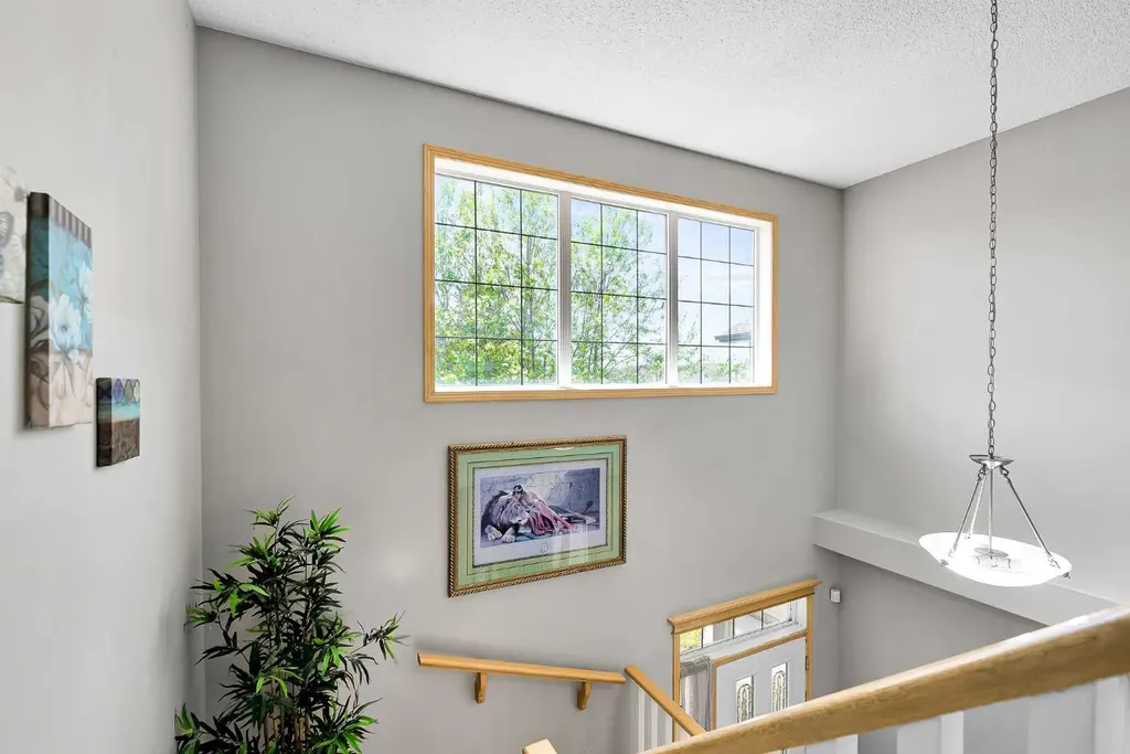 1448 Shannon Avenue SW Calgary AB T2Y4L7