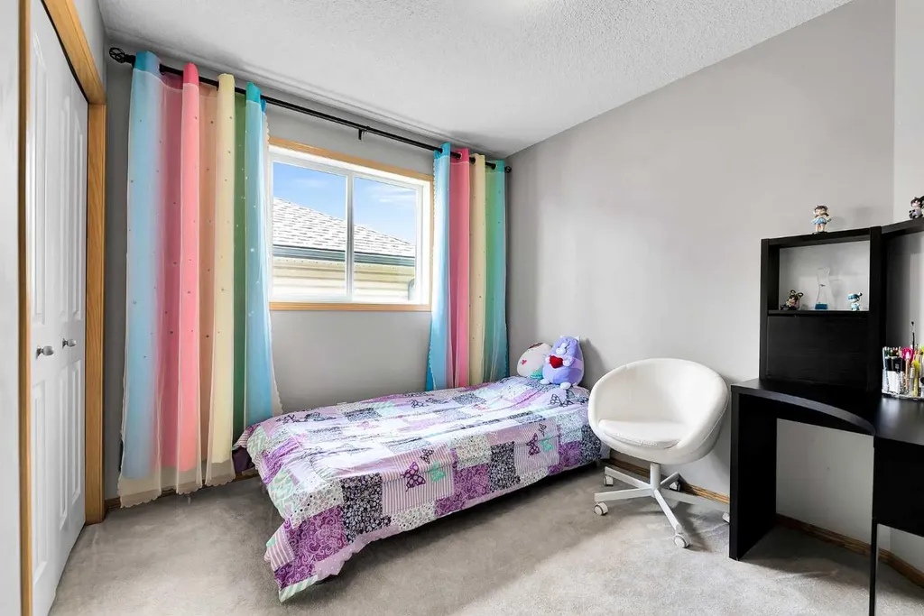 1448 Shannon Avenue SW Calgary AB T2Y4L7