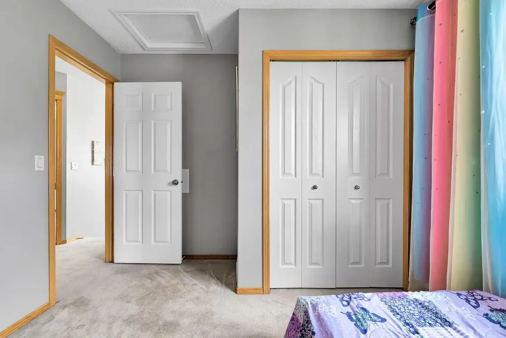 1448 Shannon Avenue SW Calgary AB T2Y4L7