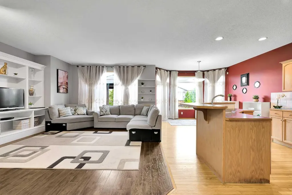 1448 Shannon Avenue SW Calgary AB T2Y4L7