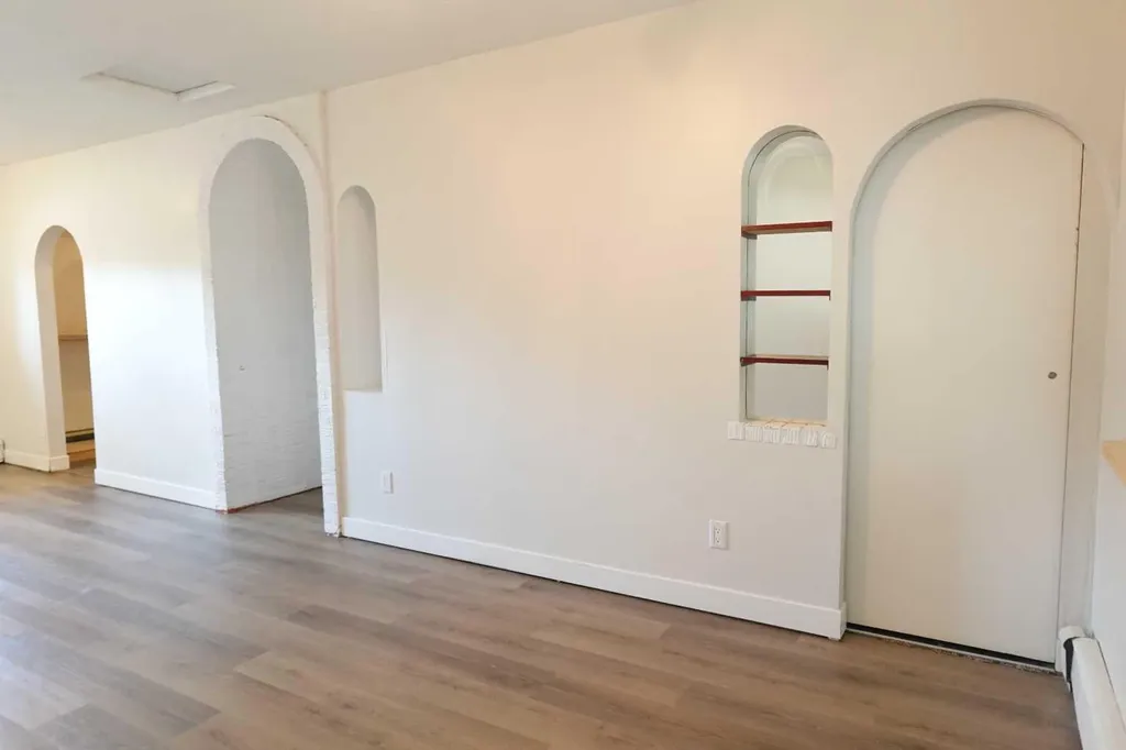 1009 1 Street NE Sundre AB T0M 1X0