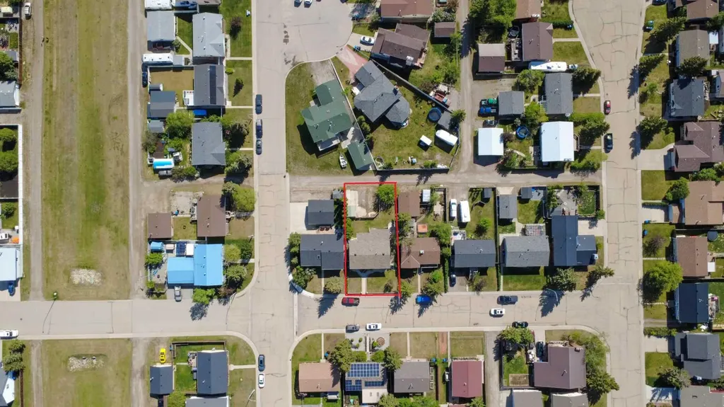 1009 1 Street NE Sundre AB T0M 1X0