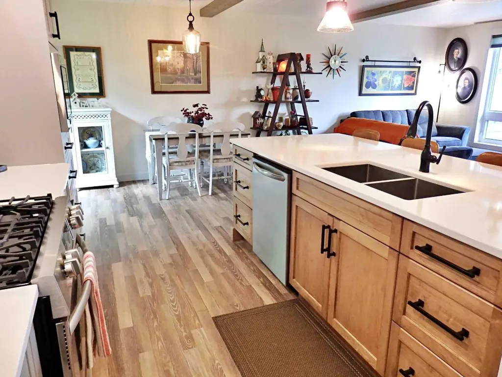 6019 52 Avenue Vermilion AB T9X 1X3