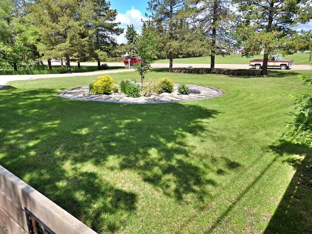 6019 52 Avenue Vermilion AB T9X 1X3