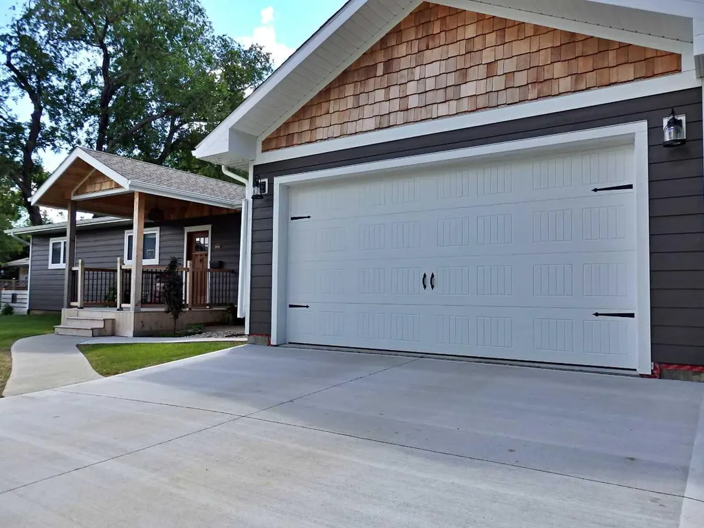 6019 52 Avenue Vermilion AB T9X 1X3