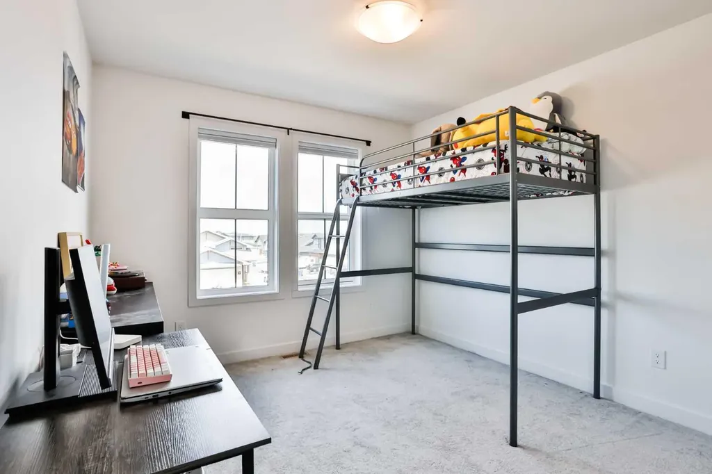 134 Greywolf Road N Lethbridge AB T1H 7G5