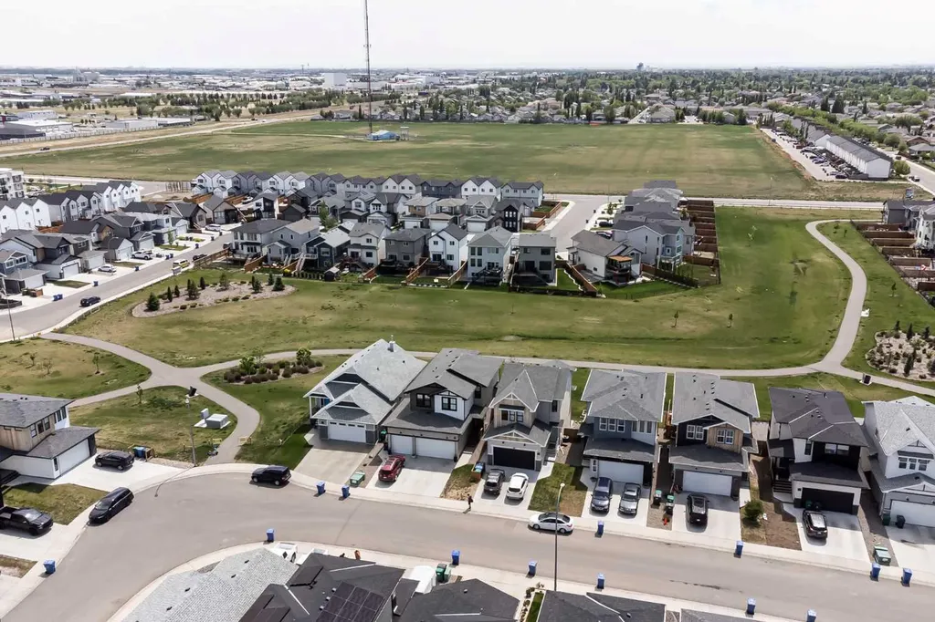 134 Greywolf Road N Lethbridge AB T1H 7G5