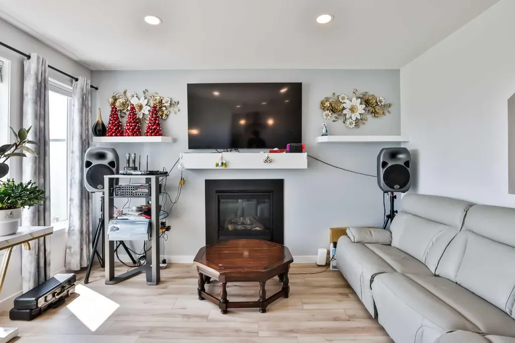 134 Greywolf Road N Lethbridge AB T1H 7G5